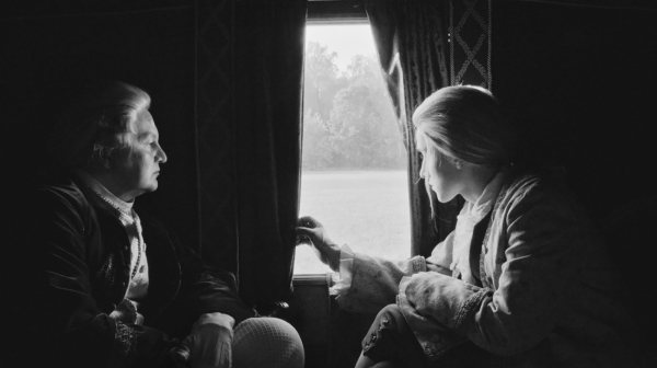 &laquo;На этой земле&raquo;: Сказка об общественно опасном стремлении к небу