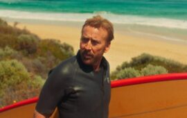 Бомж на пляже: «Серфер» — солнечный триллер с обезвоженным Николасом Кейджем