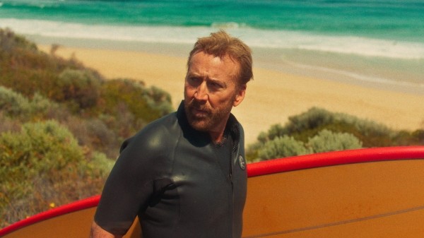 Бомж на пляже: &laquo;Серфер&raquo; &mdash; солнечный триллер с обезвоженным Николасом Кейджем