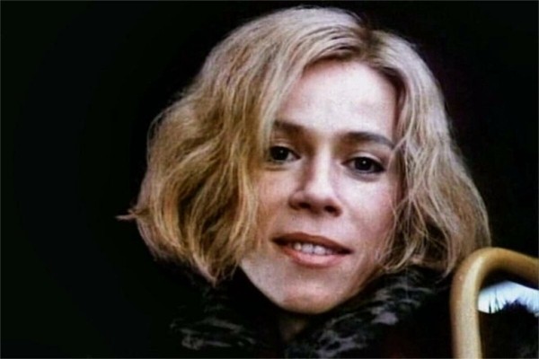 Делила Сергея Курехина с Верой Глаголевой, вышла замуж за режиссера на 16 лет младше: как живет актриса Лариса Бородина