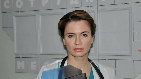 Бросила мужа-миллионера ради красавца-актера и родила выстраданного сына в 40 лет: как живет актриса Ксения Лаврова-Глинка