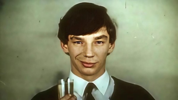 &laquo;Два уха с сачком&raquo; сыграл 5 ролей и умер в нищете: Как сложилась судьба забавного мальчика Славы Царева