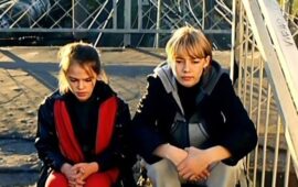 Горина стала феминисткой, Орлов ушел из кино: Как изменились актеры фильма «Сестры» и где они сейчас