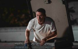 Ченнинг Татум сбегает из тюрьмы и знакомится с Кирстен Данст в трейлере фильма «Грабитель с крыши»