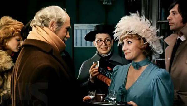 Как снимали &laquo;Ищите женщину&raquo;: скандалы, обвинения и как инспектора сыграл бы Михаил Ульянов, Алису Постик &mdash; Касаткина