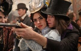 Калеб Лэндри Джонс жаждет любви и крови в трейлере «Дракулы» Люка Бессона