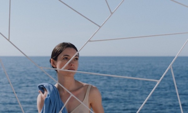 &laquo;Здравствуй, грусть&raquo;: Рецензия Киноафиши