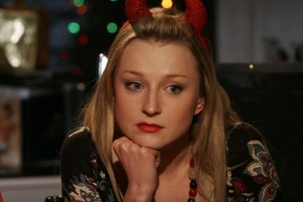 Ушла от мужа после родов и встретила любовь: как живет актриса Ольга Медынич