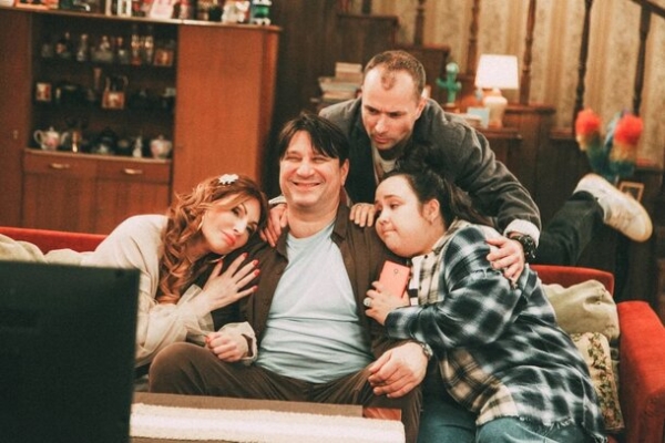 7 сериалов про неидеальные семьи, в которых ты узнаешь свою