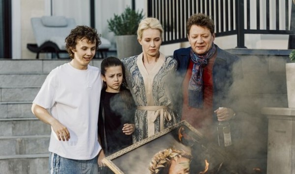 Ян Цапник сбегает в Дагестан и открывает чудо-заведение в трейлере комедии &laquo;Атель-Матель&raquo;