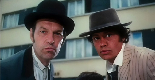 Скандалы и курьезы &laquo;Треста, который лопнул&raquo;: Филатов недописал, Понаровская недопела, Караченцов вместо Боярского и флаг США в СССР