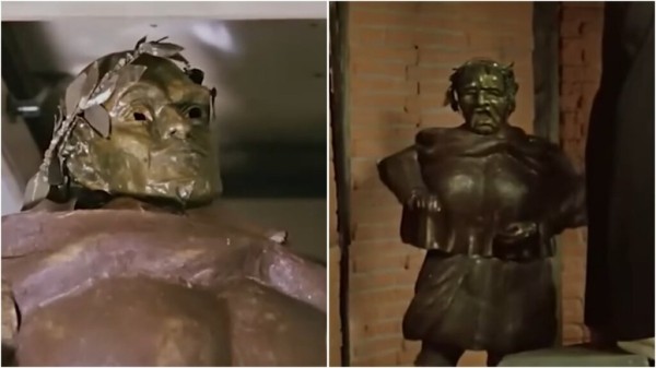 Киноляпы сериала &laquo;Приключения Электроника&raquo;: статуя с эмоциями, РЭССИ двух разных пород