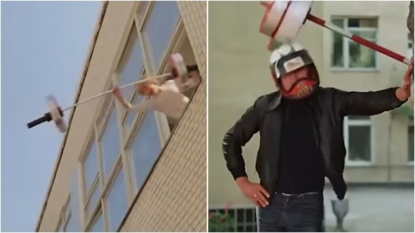 Киноляпы сериала &laquo;Приключения Электроника&raquo;: статуя с эмоциями, РЭССИ двух разных пород