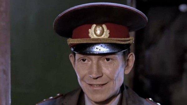 Актеры, которых ненавидят по-настоящему за их отрицательные роли Актеры, которых ненавидят по-настоящему за их отрицательные роли