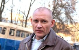 Счастлив в браке 15 лет, мечтал быть летчиком: зигзаги судьбы актера Андрея Фролова