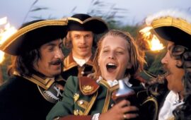 Актеры взрослели быстрее персонажей, Алсу задержала съемки из-за родов: Как снимали сериал «Тайны дворцовых переворотов»