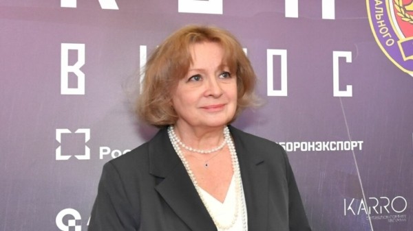 Изменила мужу и похоронила дочь: тяжелые удары актрисы Нелли Пшенной