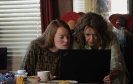 Тед, лассо! «Эддингтон» — нео-вестерн Ари Астера о всех страхах Америки