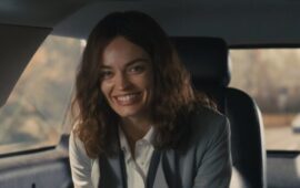 Эмма Маки балансирует между карьерой и семьей в трейлере комедии «Элла Маккей»