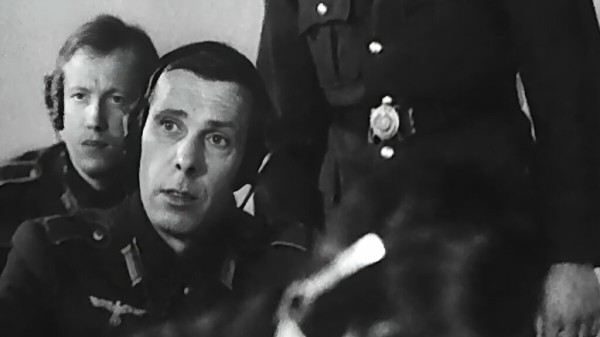 Как снимали сериал &laquo;Противостояние&raquo; (1985): Вырезали всю политику, платили разные зарплаты