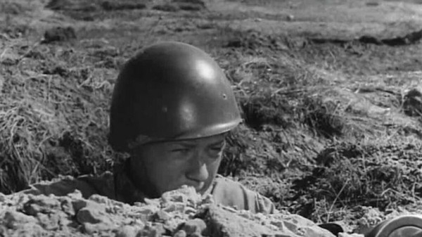 Как снимали мини-сериал &laquo;Долгие версты войны&raquo;: Генерал приказал сжечь лес, Василя Быкова не хотели брать