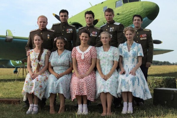 От Нового года до Первомая: 10 душевных российских фильмов про семейные праздники 