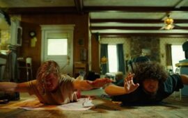 Бедные-жужжащие: «Бугония» Йоргоса Лантимоса — абсурд против конца света