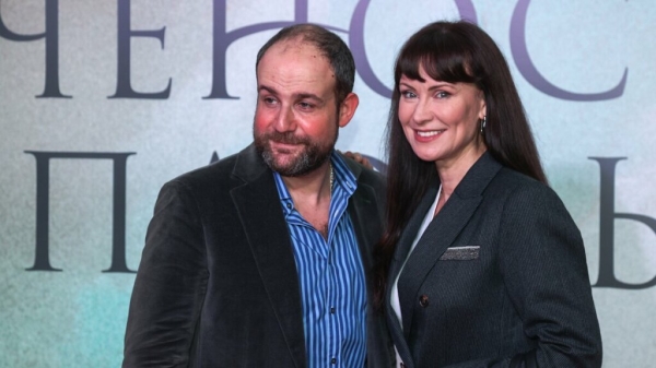 Вопреки стереотипам: Актрисы, которые строили отношения с мужчиной младше себя