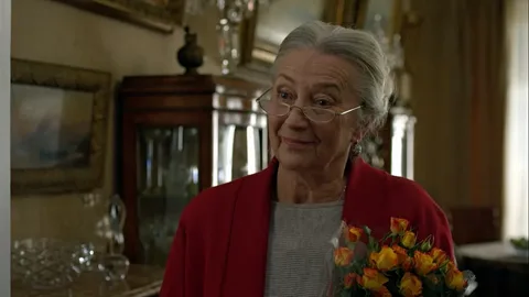 Как изменилась актриса, сыгравшая Бабу-Ягу в &laquo;Новогодних приключениях Маши и Вити&raquo;