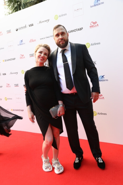 Два развода, трое детей от разных мужчин, роды 16-летней дочери: как живет Валерия Гай Германика